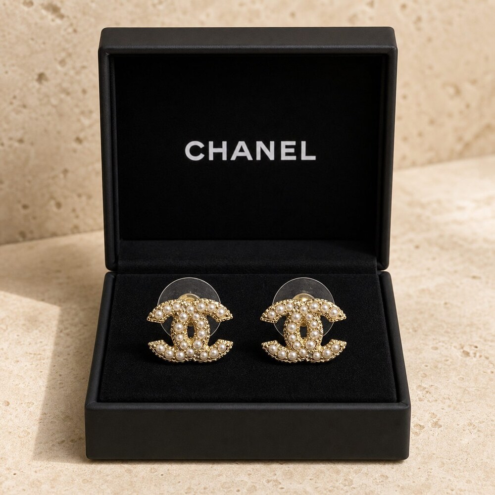 CHANEL Classic Parisian Earrings Style 40 | New with Box